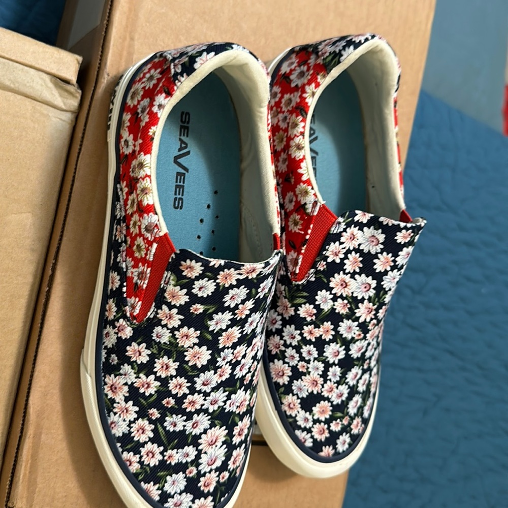 SeaVee Hawthorne Slip on Sneakers